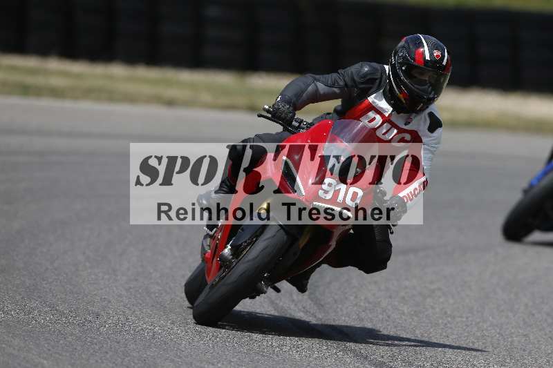 /21 17.06.2026  Ducati Schweiz Track Warmup ADR/Gruppe gruen/910